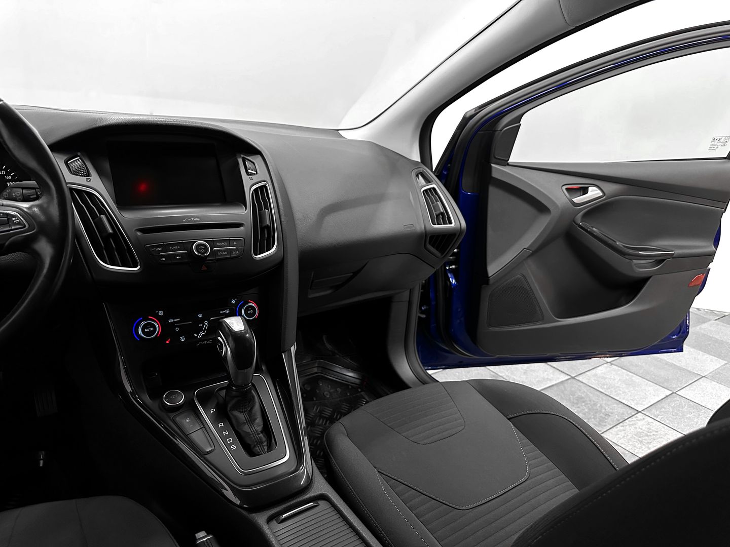 Ford Focus, III Рестайлинг 1.5 AT (150 л.с.)