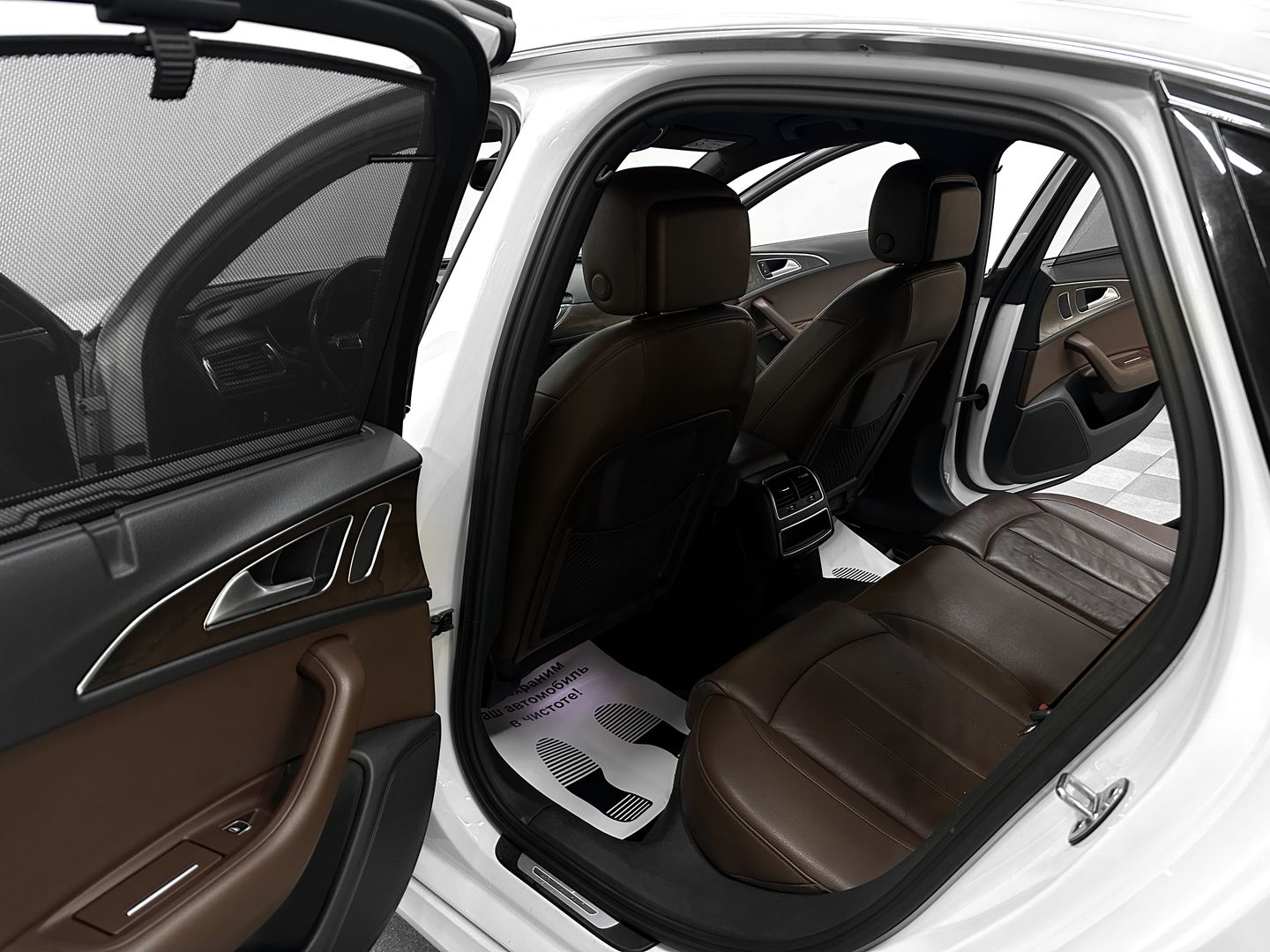 Audi A6, IV (C7) Рестайлинг 1.8 AMT (190 л.с.)