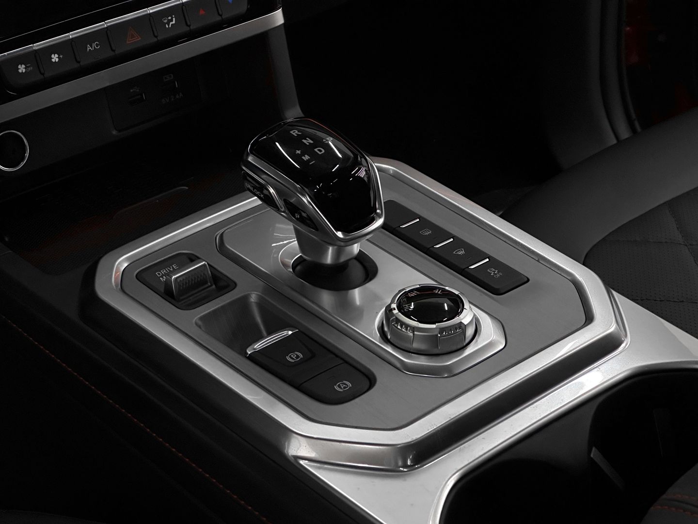 JAC T9 2.0 AT (224 л.с.) 4WD