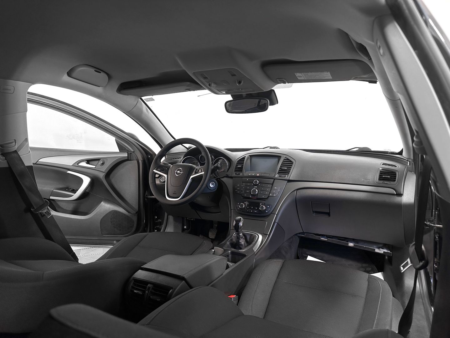 Opel Insignia, I 1.6 MT (180 л.с.)