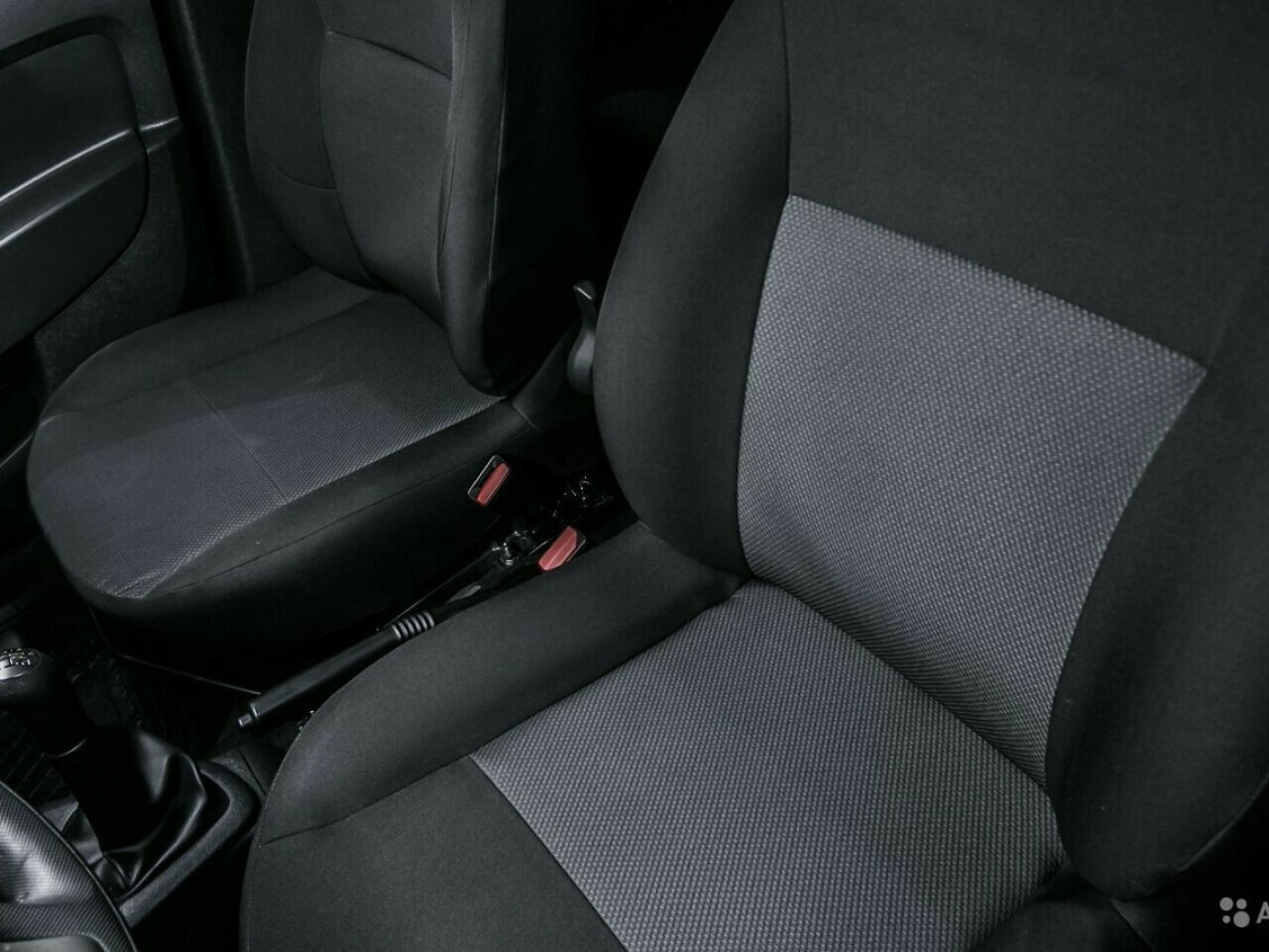 Renault Logan, II 1.6 MT (102 л.с.)