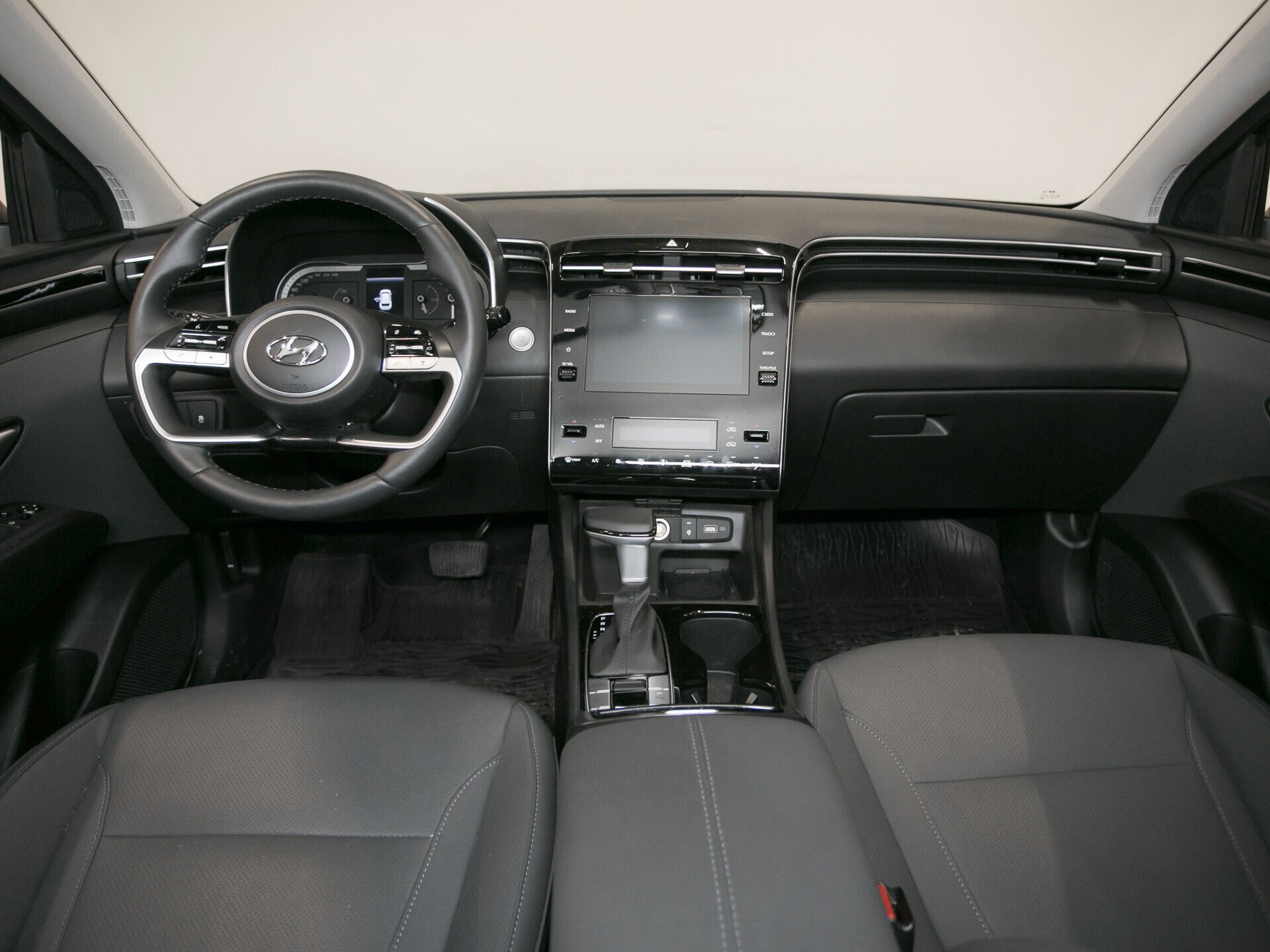 Hyundai Tucson, IV 2.0d AT (186 л.с.) 4WD