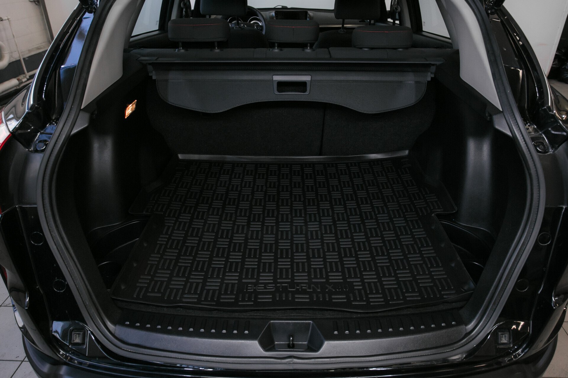 FAW Besturn X80, I 2.0 AT (142 л.с.)