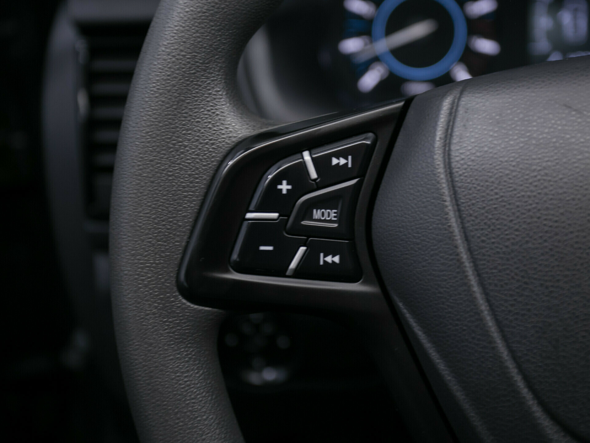 Chery Tiggo 3, I 1.6 MT (126 л.с.)