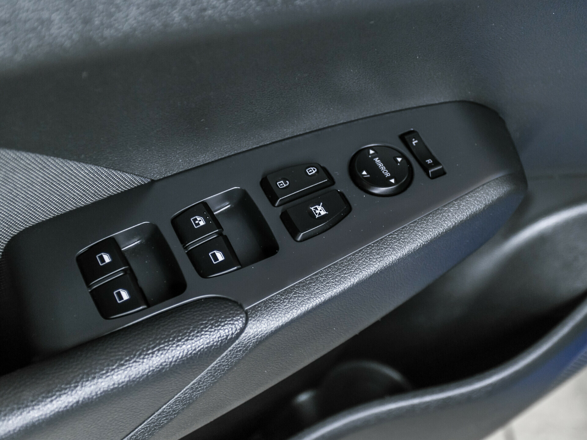 Hyundai Solaris, II 1.6 AT (123 л.с.)