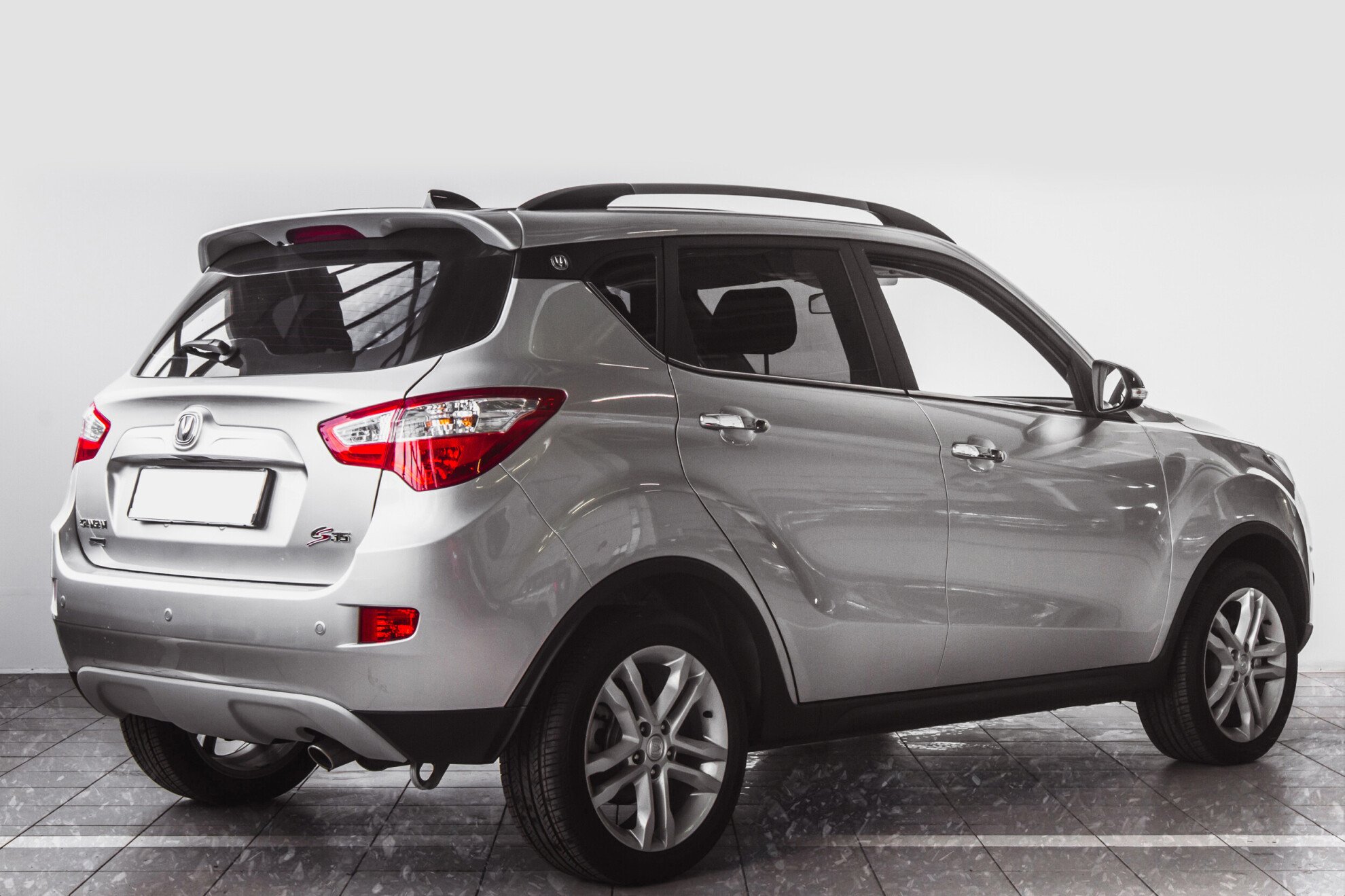 Changan CS35 1.6 AT (113 л.с.)