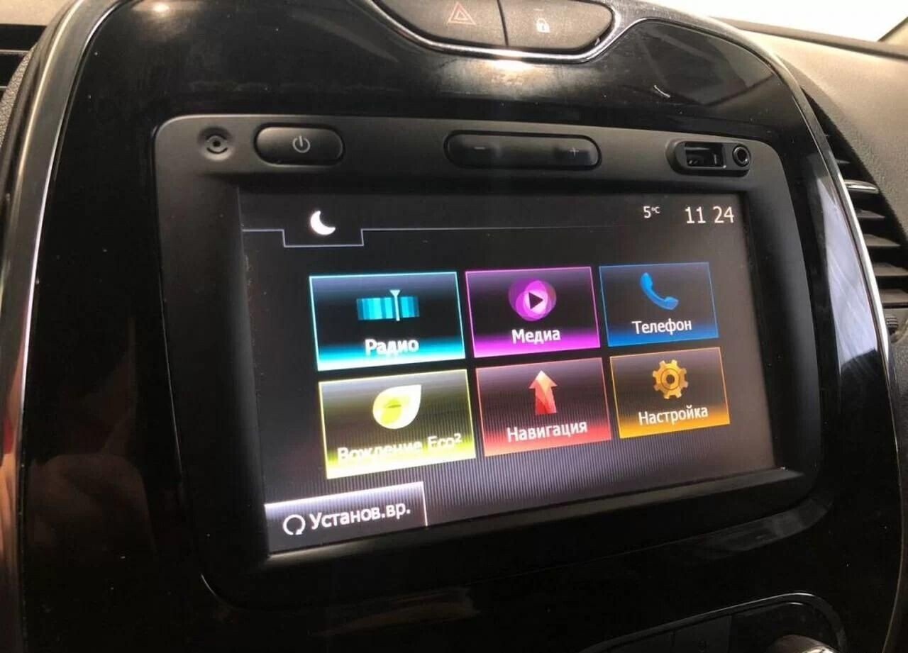 Renault Kaptur, I 2.0 AT (143 л.с.) 4WD