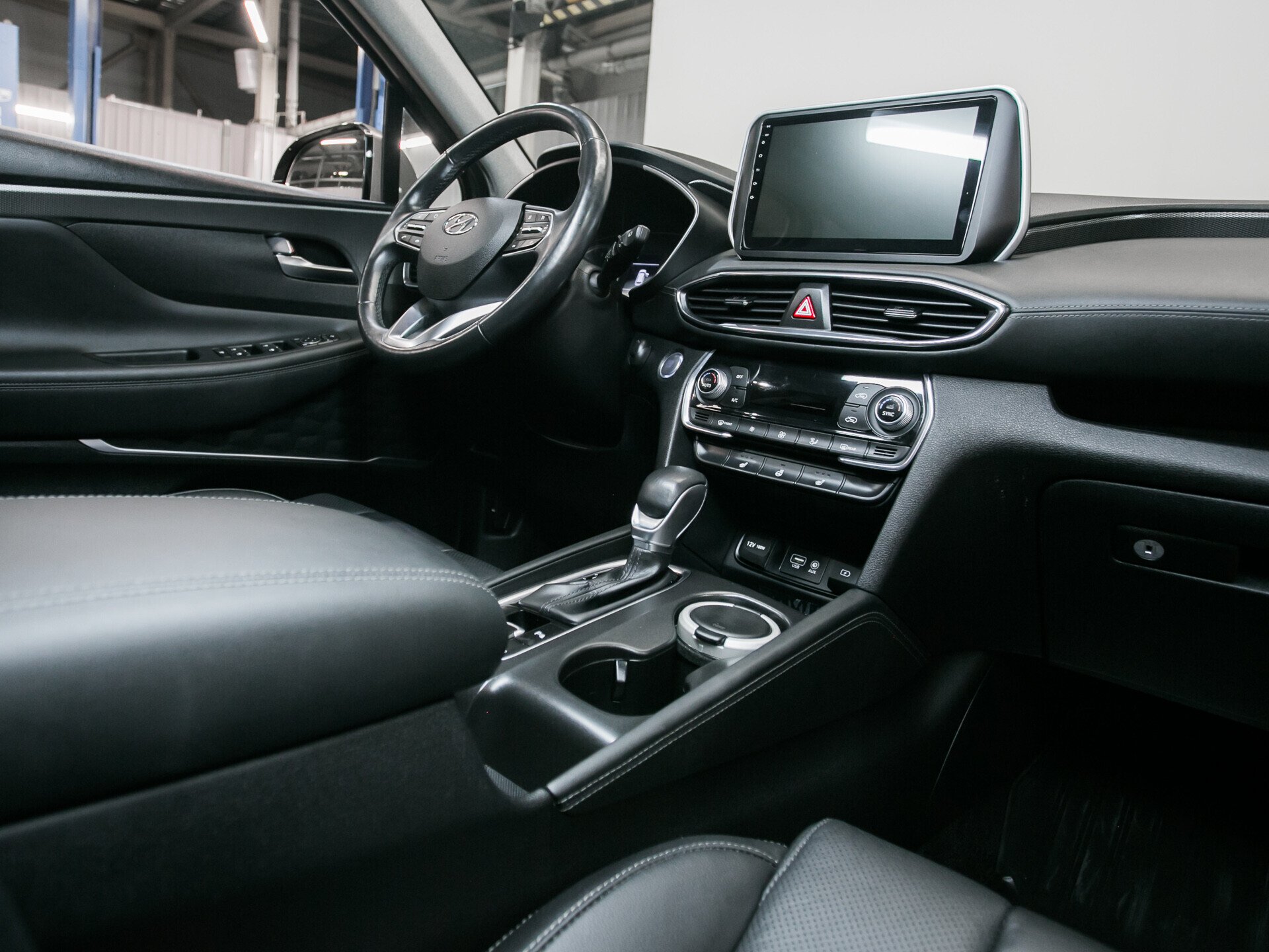 Hyundai Santa Fe, IV 2.2d AT (200 л.с.) 4WD