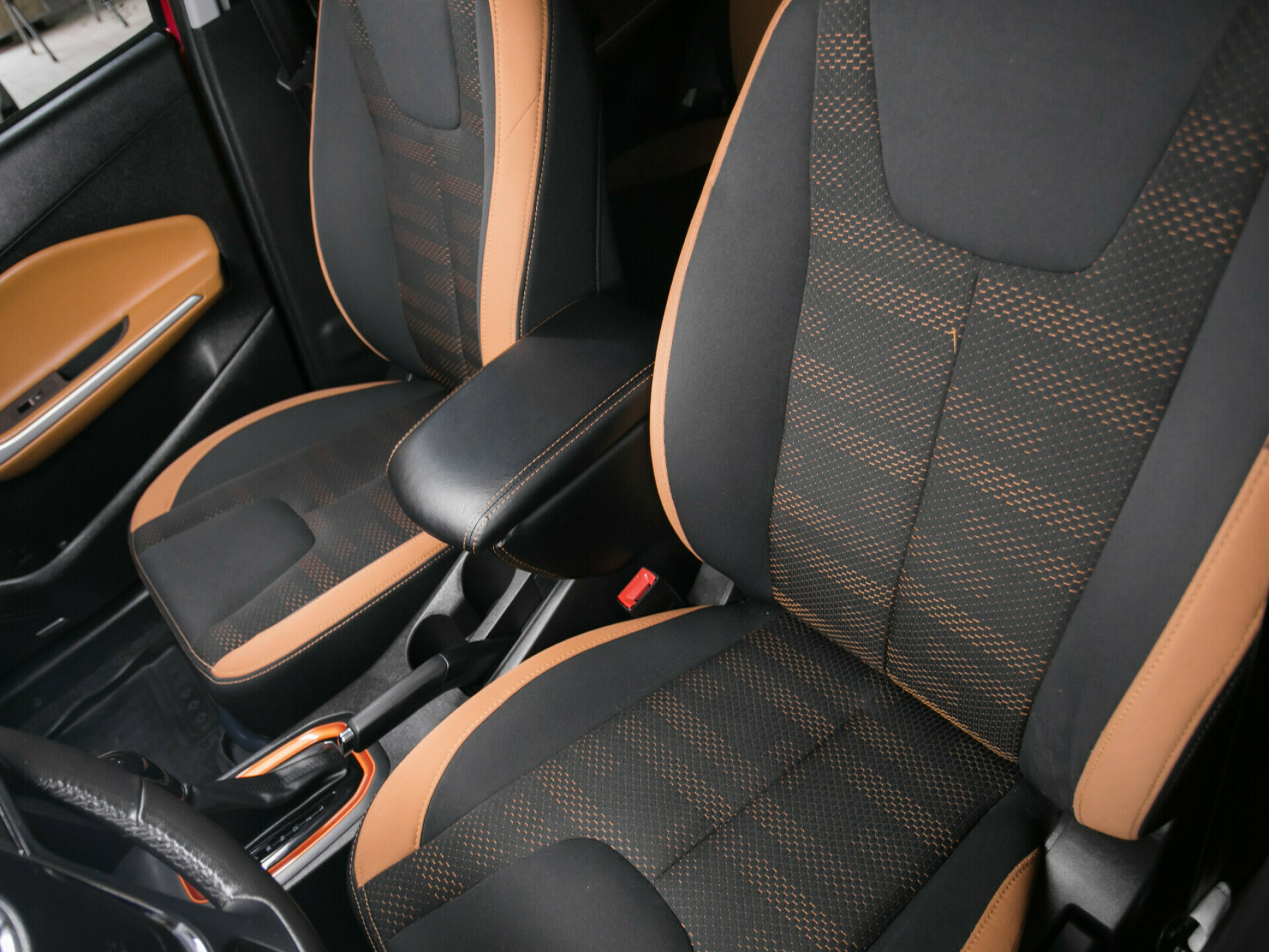 Chery Tiggo 2, I 1.5 AT (106 л.с.)