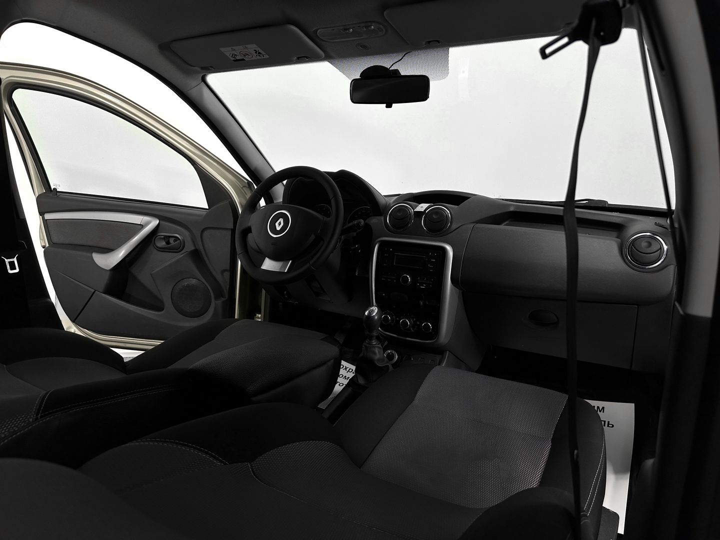 Renault Duster, I 2.0 MT (135 л.с.) 4WD