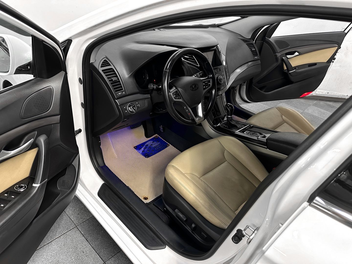 Hyundai i40, I 2.0 AT (150 л.с.)