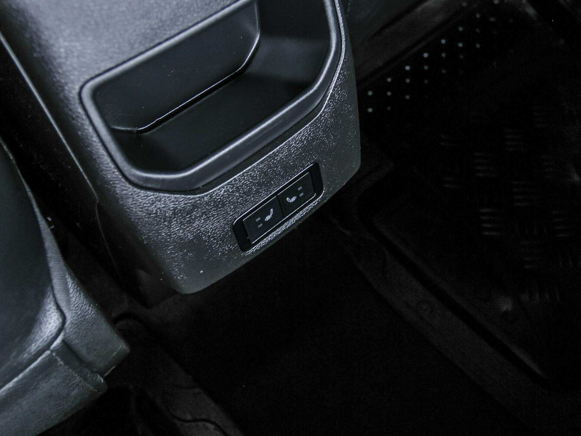 Chery Tiggo 4, I Рестайлинг 2.0 CVT (122 л.с.)