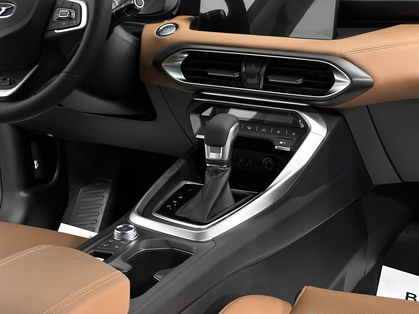 Kaiyi E5 1.5 CVT (147 л.с.)