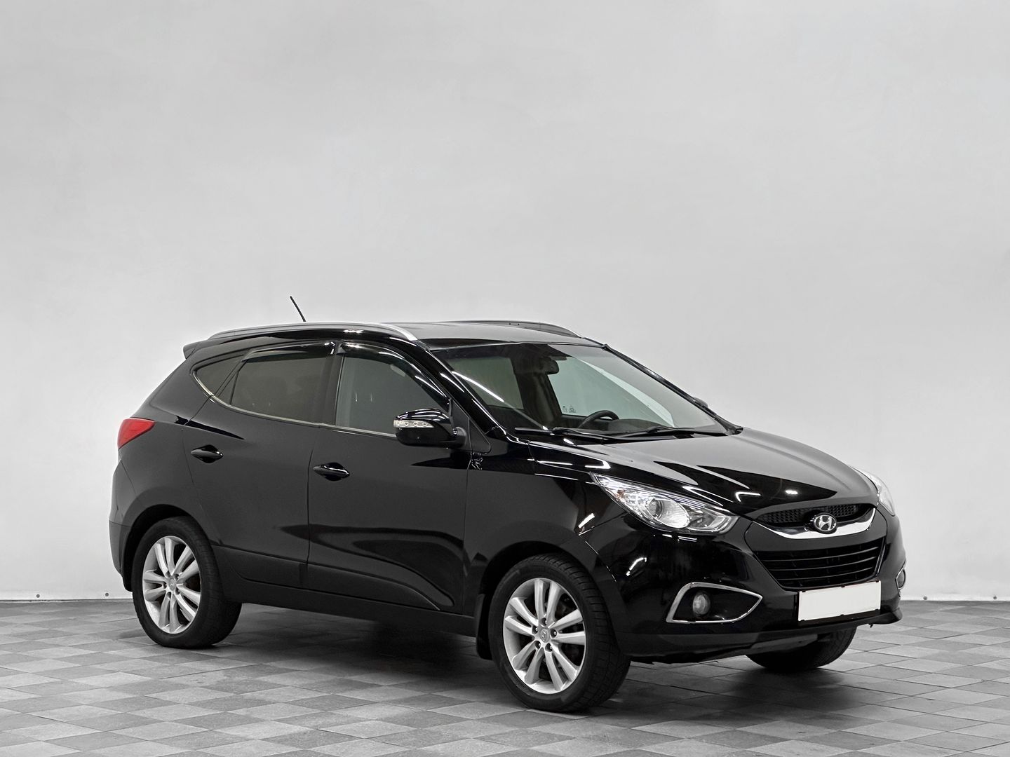 Hyundai ix35, I 2.0d AT (184 л.с.) 4WD