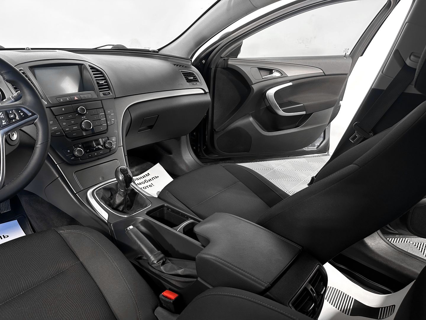 Opel Insignia, I 1.6 MT (180 л.с.)