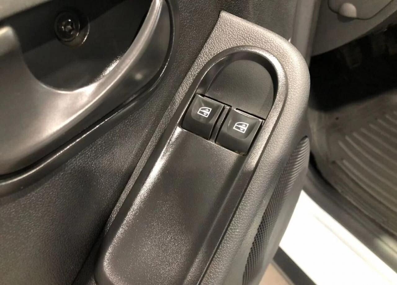 Renault Duster, I Рестайлинг 1.6 MT (114 л.с.) 4WD