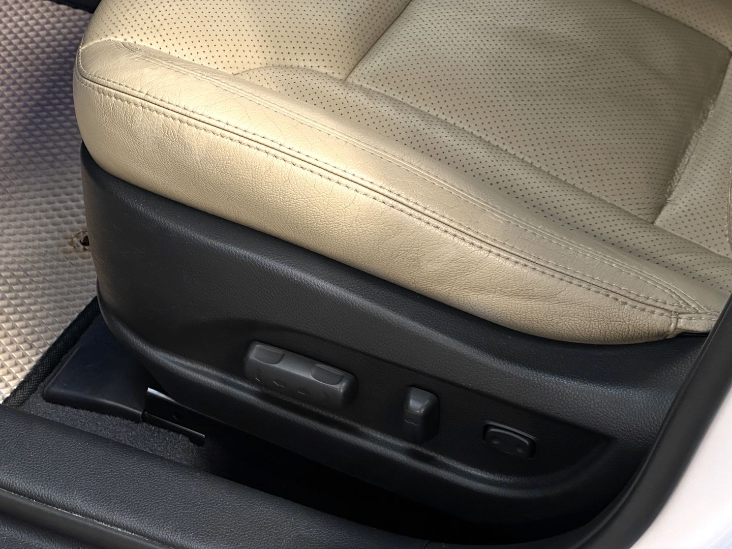 Hyundai i40, I 2.0 AT (150 л.с.)