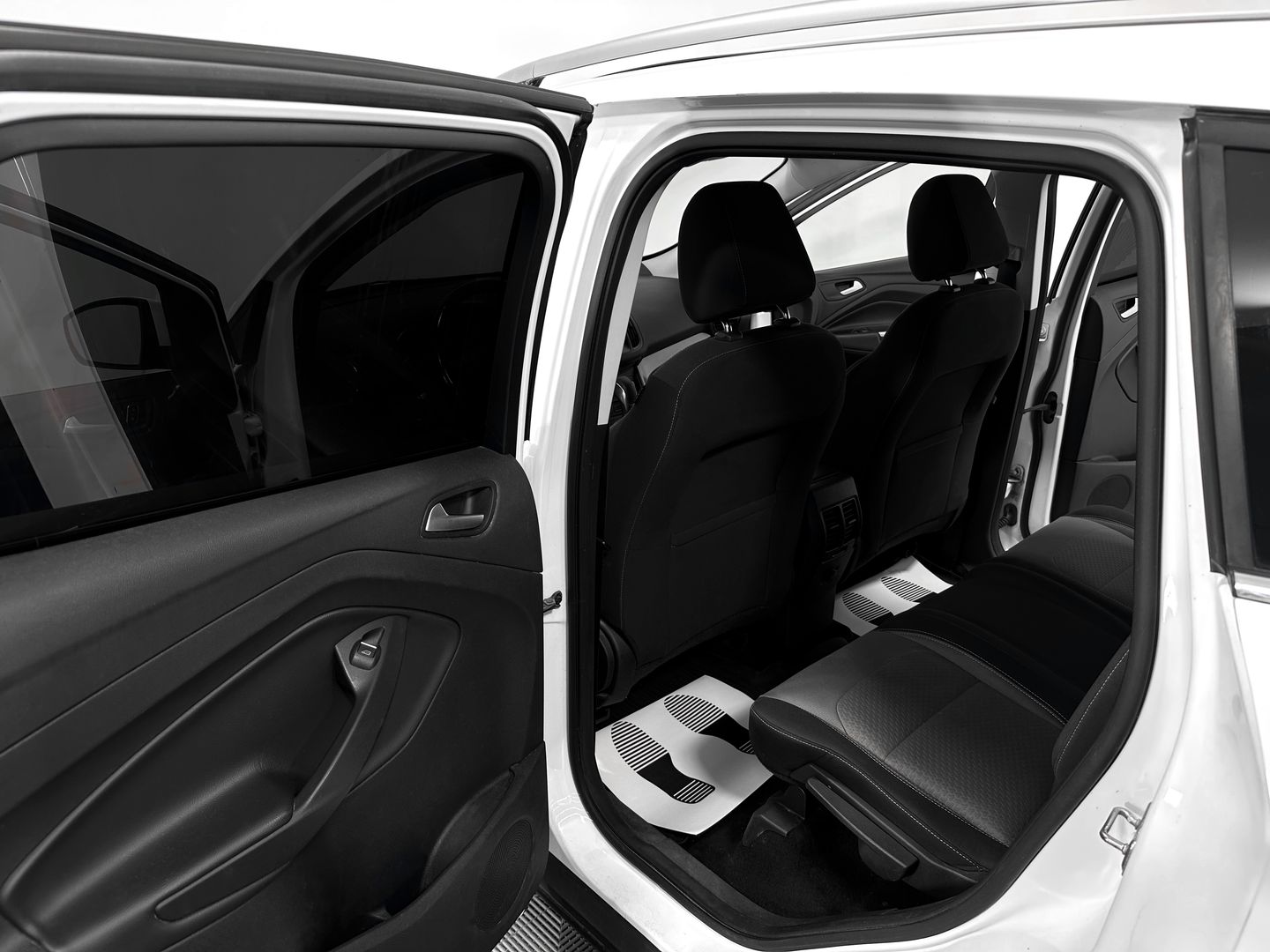 Ford Kuga, II Рестайлинг 1.5 AT (150 л.с.) 4WD