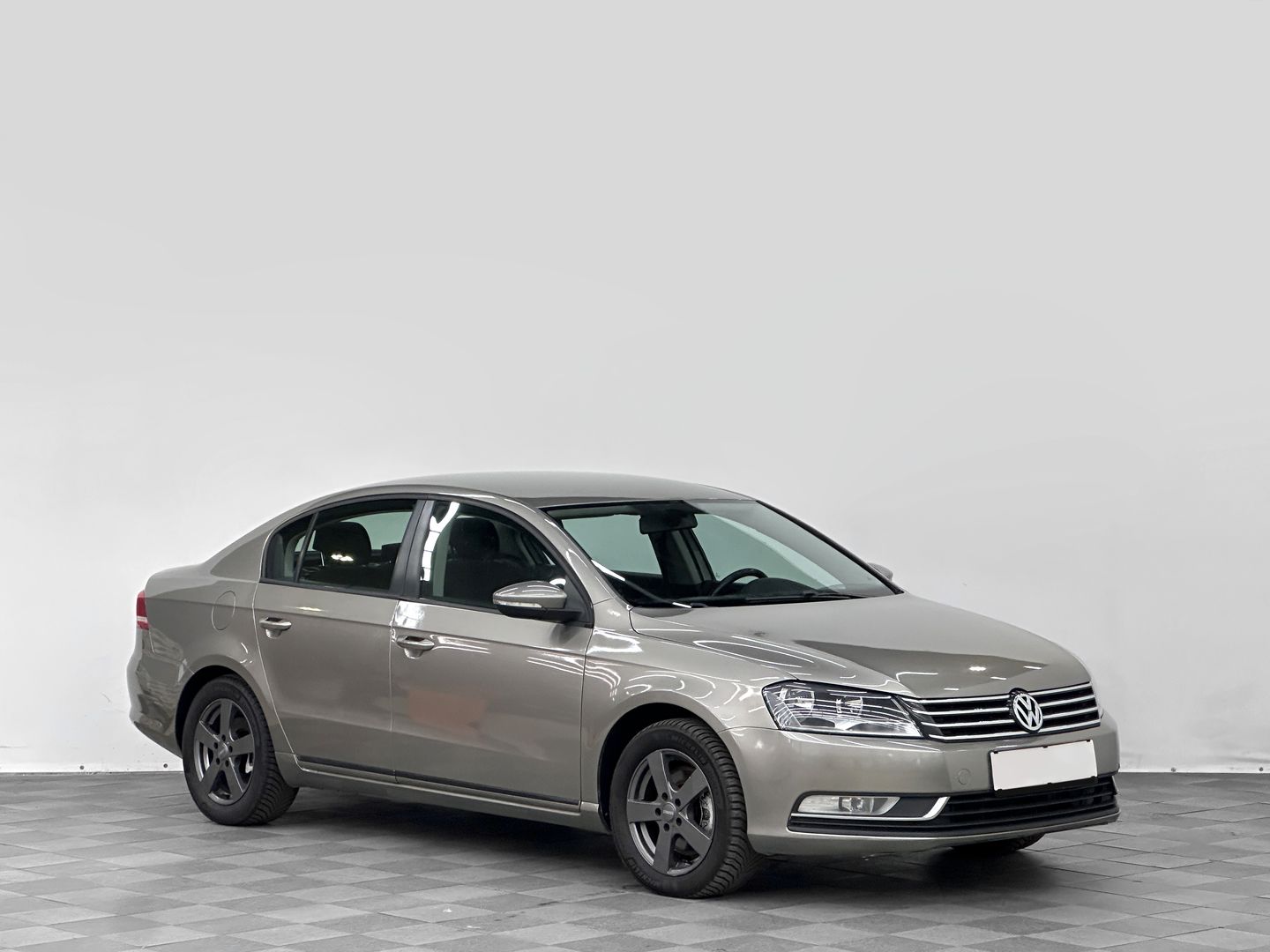 Volkswagen Passat, B7 1.8 AMT (152 л.с.)