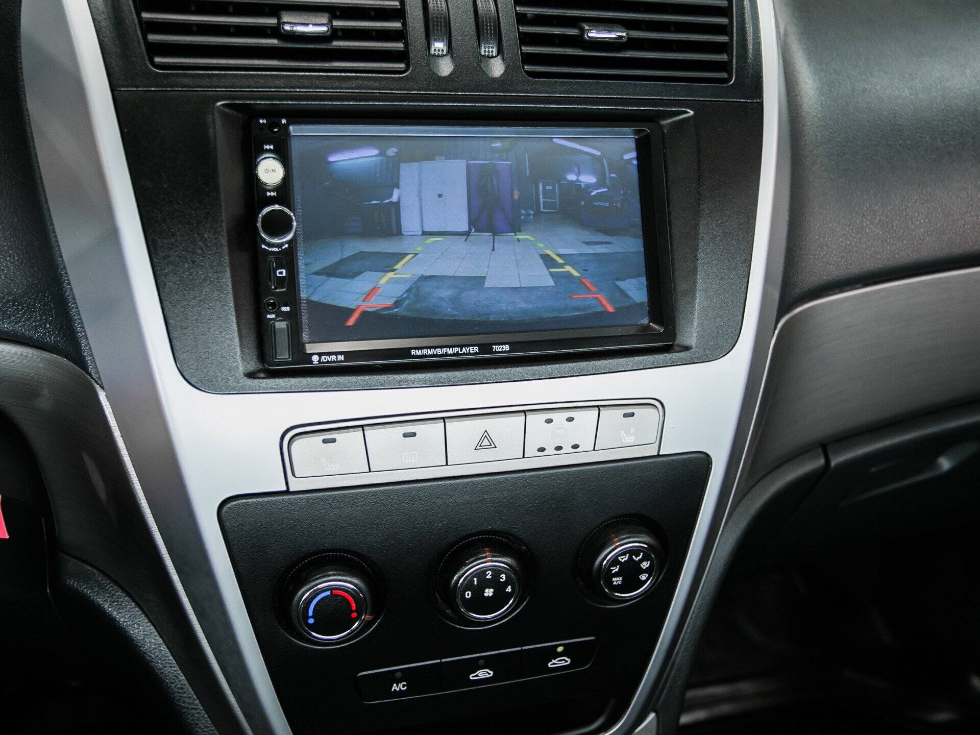 Geely Emgrand X7, I 2.4 AT (148 л.с.)