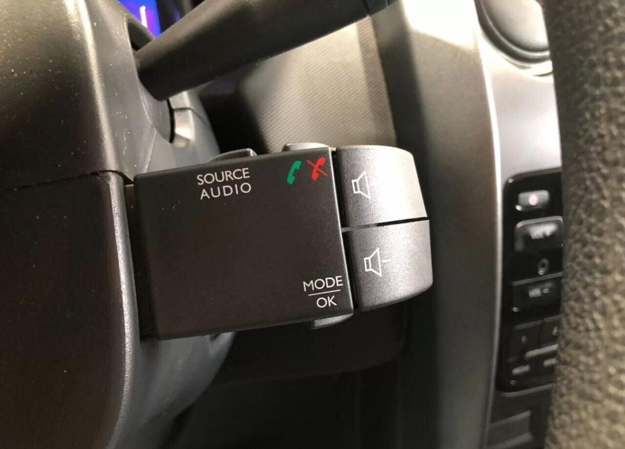 Renault Duster, I Рестайлинг 1.6 MT (114 л.с.) 4WD