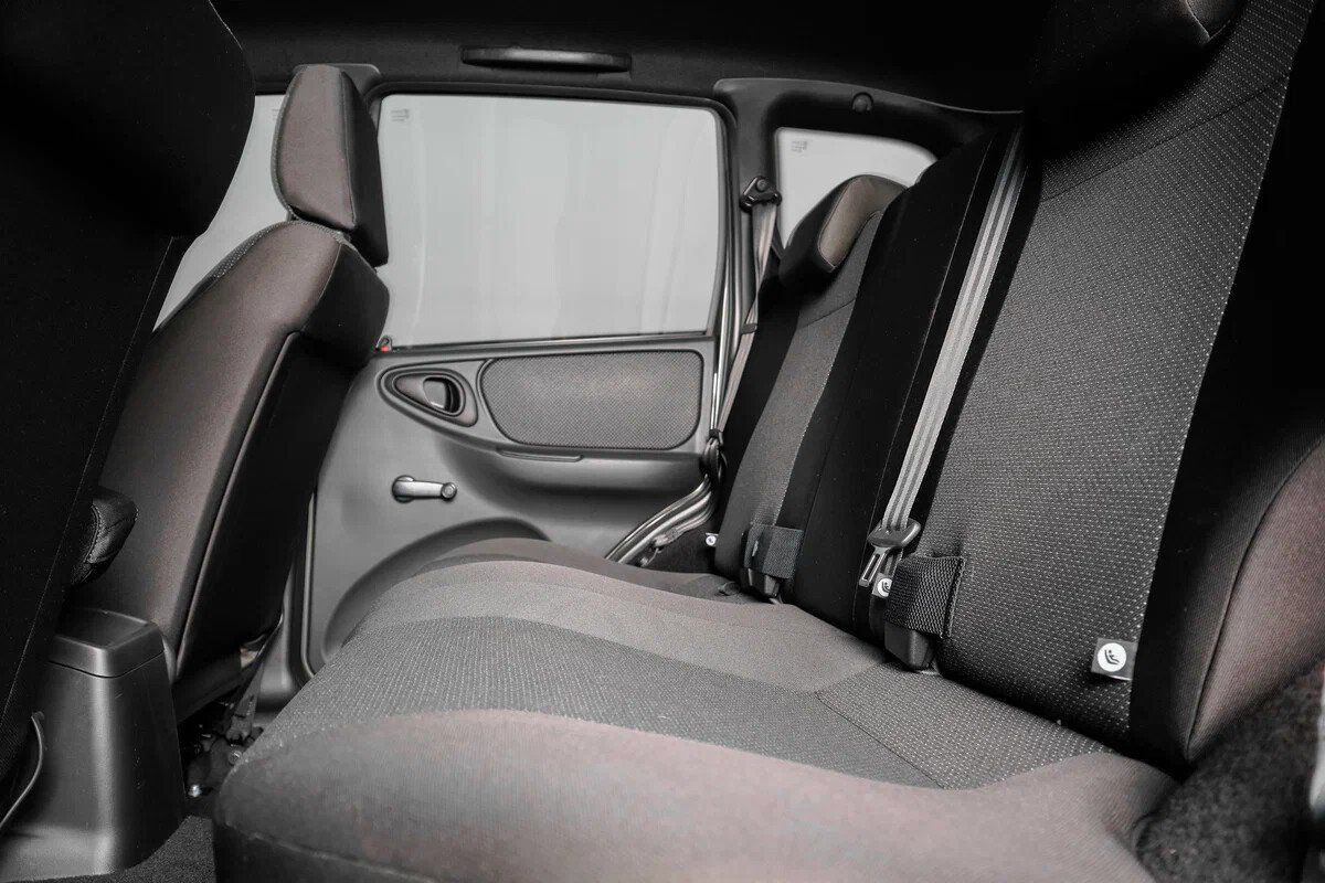 LADA (ВАЗ) Niva, I Рестайлинг (Travel) 1.7 MT (80 л.с.) 4WD