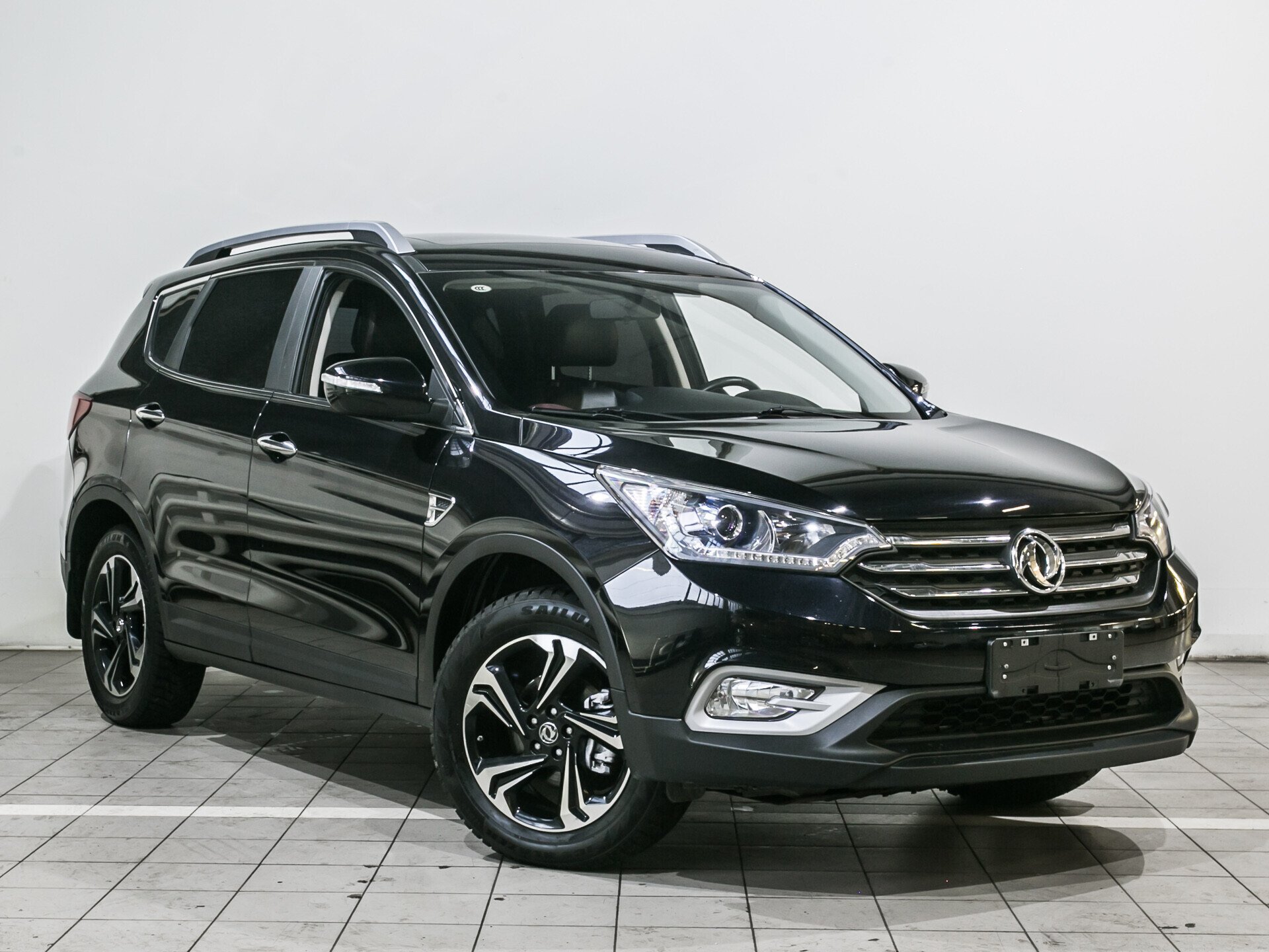 Dongfeng AX7, I 2.0 AT (140 л.с.)