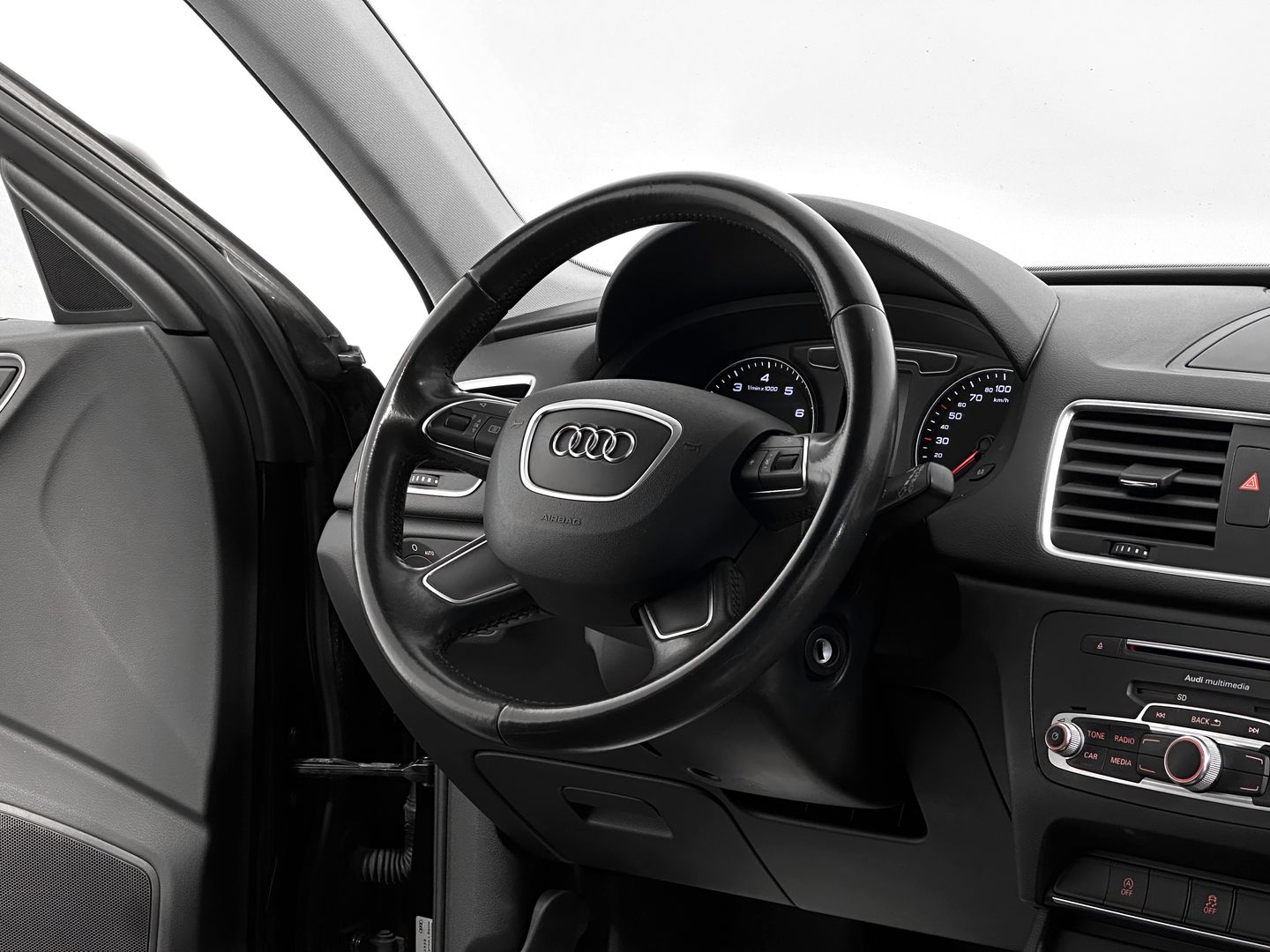 Audi Q3, I (8U) Рестайлинг 1.4 AMT (150 л.с.)