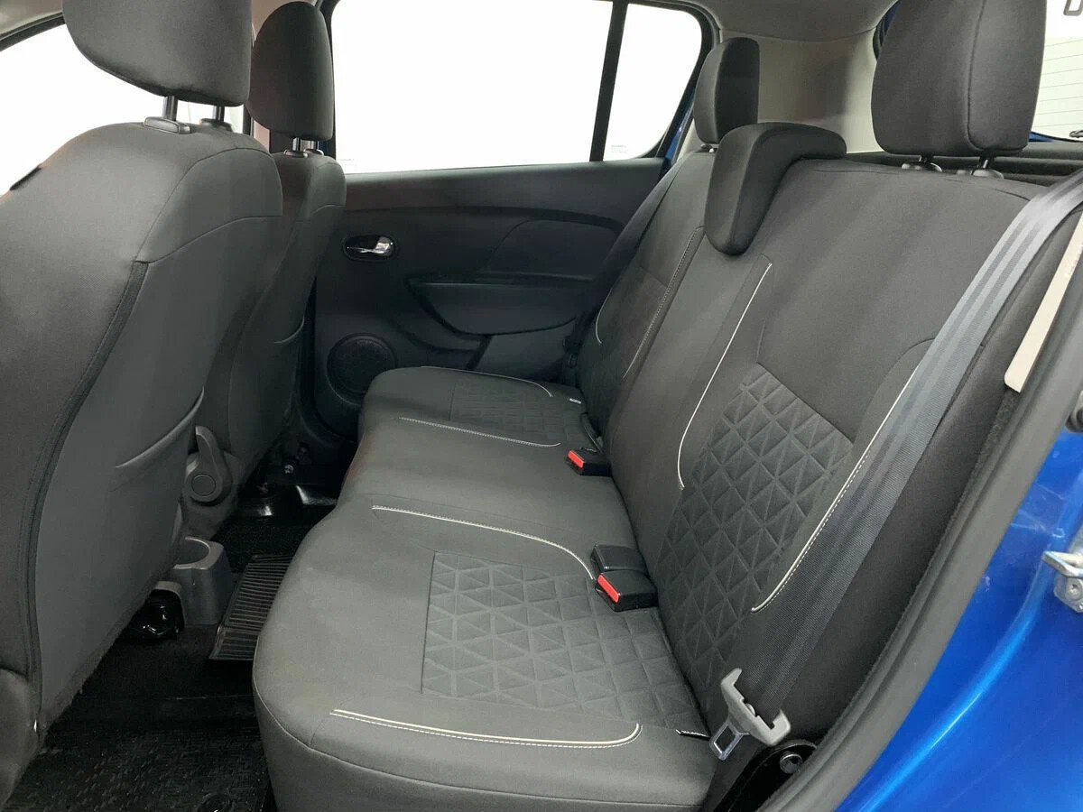 Renault Sandero, II Рестайлинг 1.6 AT (102 л.с.)