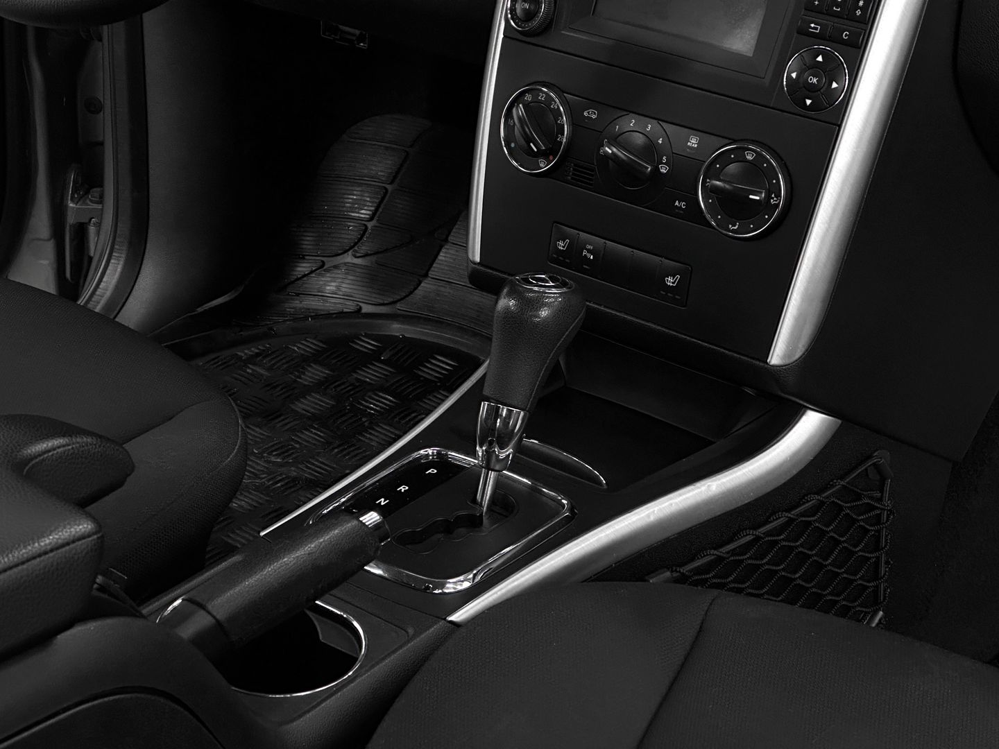 Mercedes-Benz B-Класс, I (W245) Рестайлинг 170 1.7 CVT (116 л.с.)