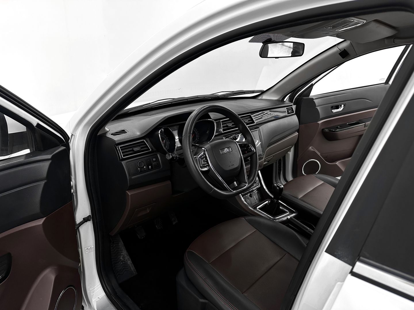 Lifan Myway 1.8 MT (125 л.с.)