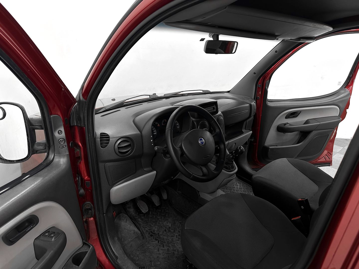 Fiat Doblo, I Рестайлинг 1.4 MT (77 л.с.)