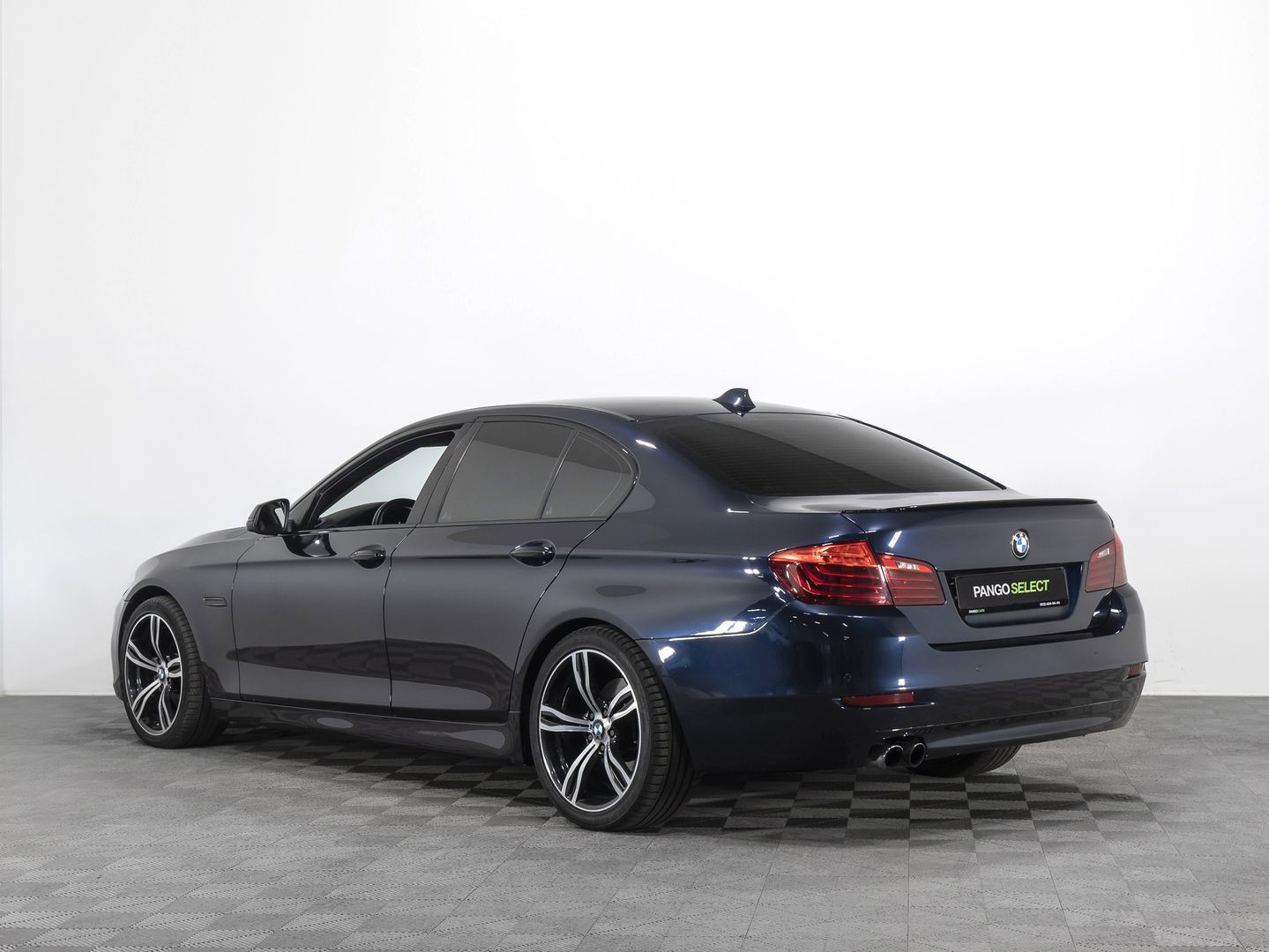 BMW 5 серии, VI (F10/F11/F07) Рестайлинг 520d 2.0d AT (190 л.с.)