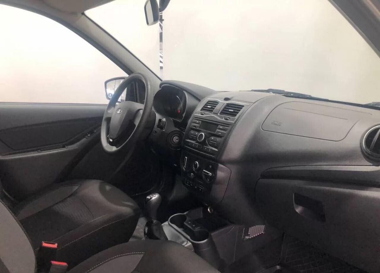 LADA (ВАЗ) Granta, I Рестайлинг 1.6 MT (106 л.с.)