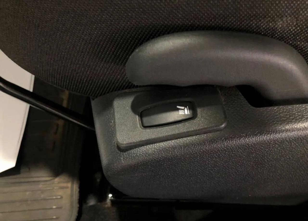 LADA (ВАЗ) Largus, I 1.6 MT (106 л.с.)