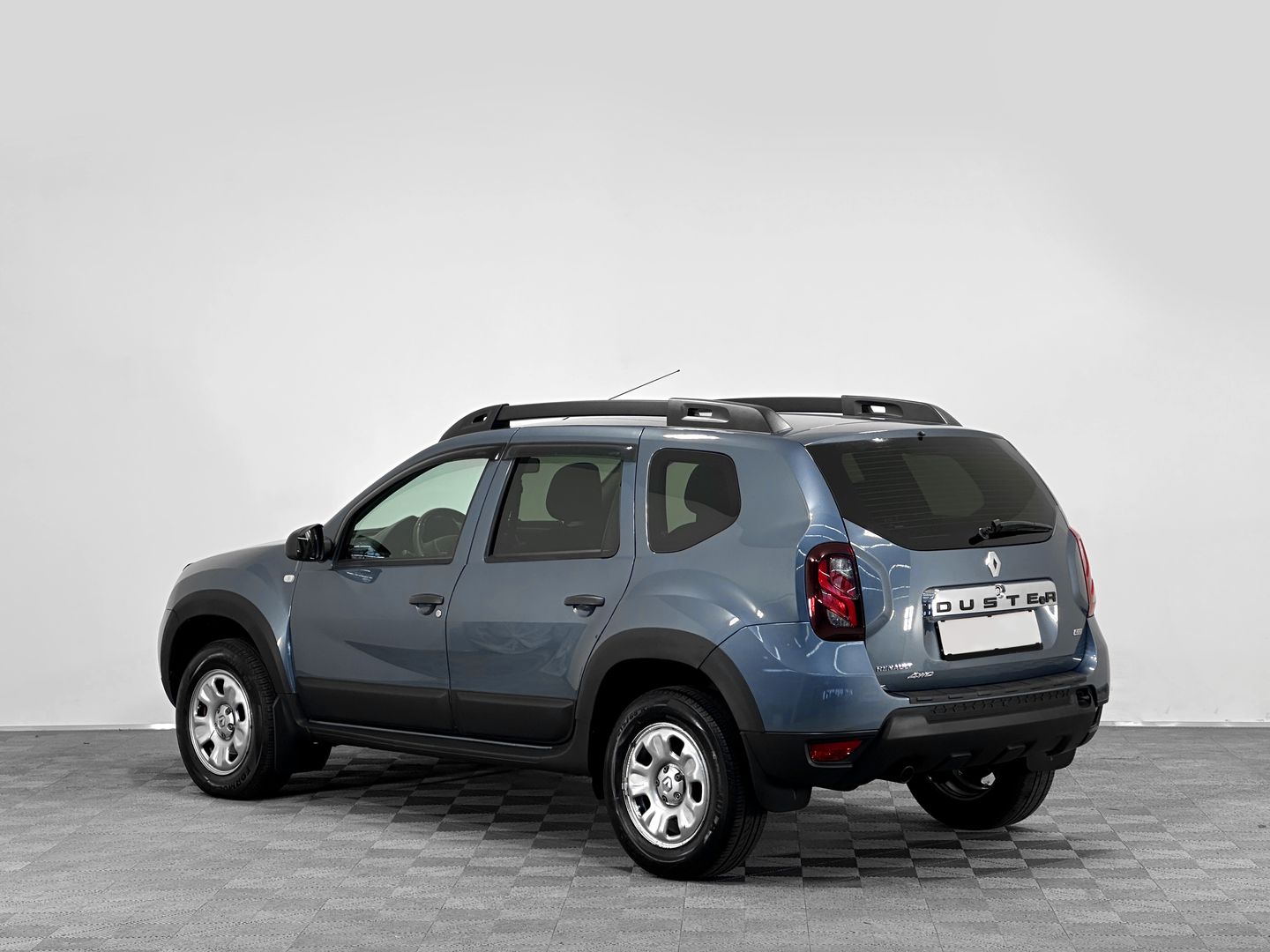 Renault Duster, I Рестайлинг 1.6 MT (114 л.с.) 4WD