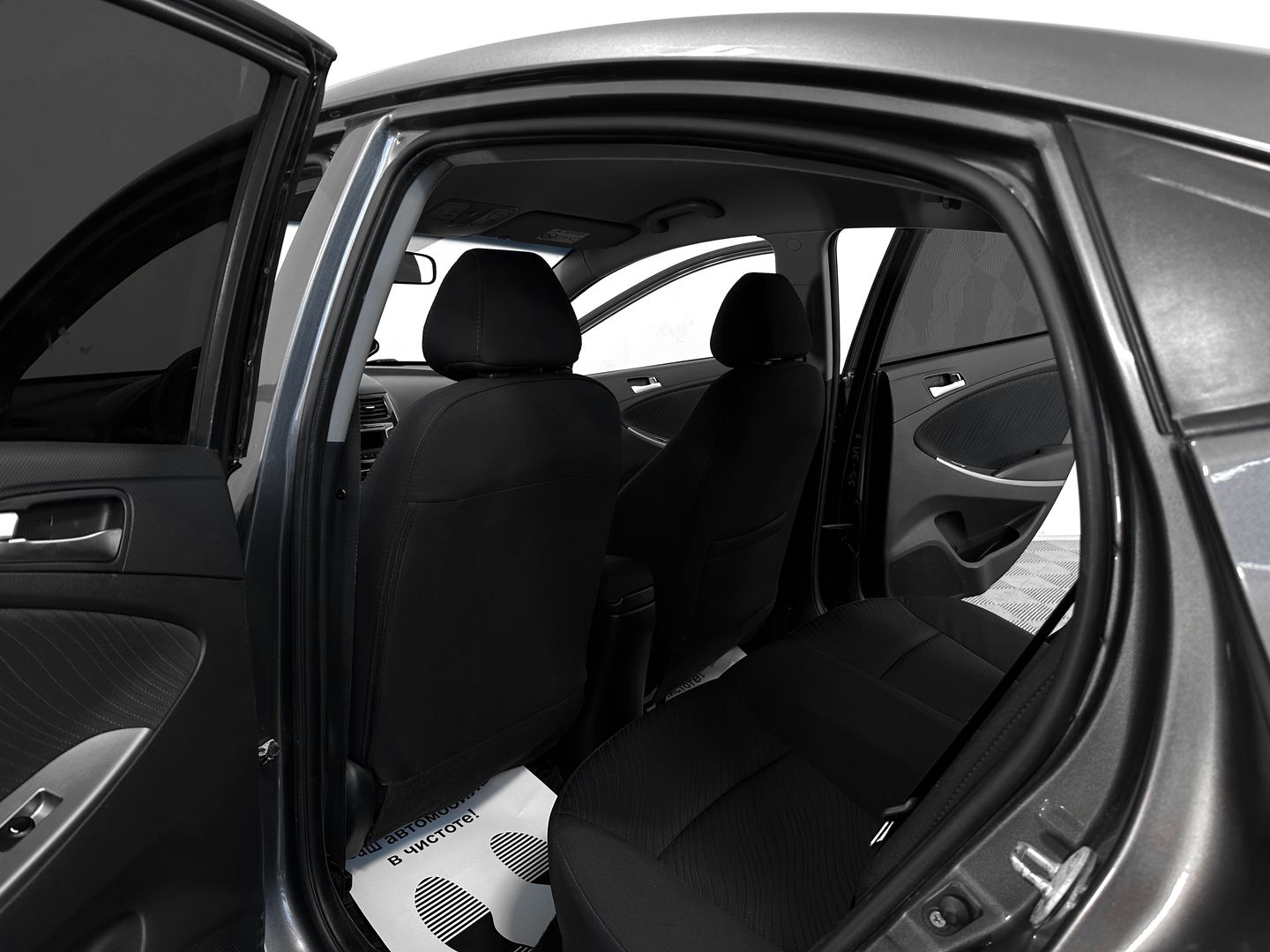 Hyundai Solaris, I Рестайлинг 1.6 AT (123 л.с.)