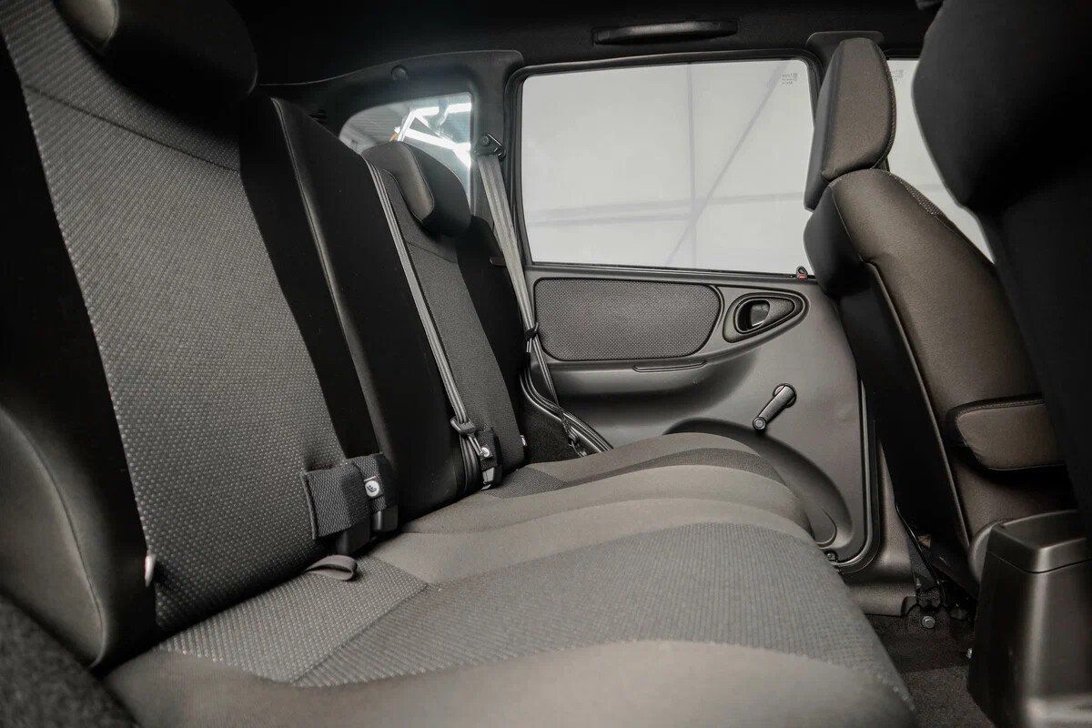 LADA (ВАЗ) Niva, I Рестайлинг (Travel) 1.7 MT (80 л.с.) 4WD