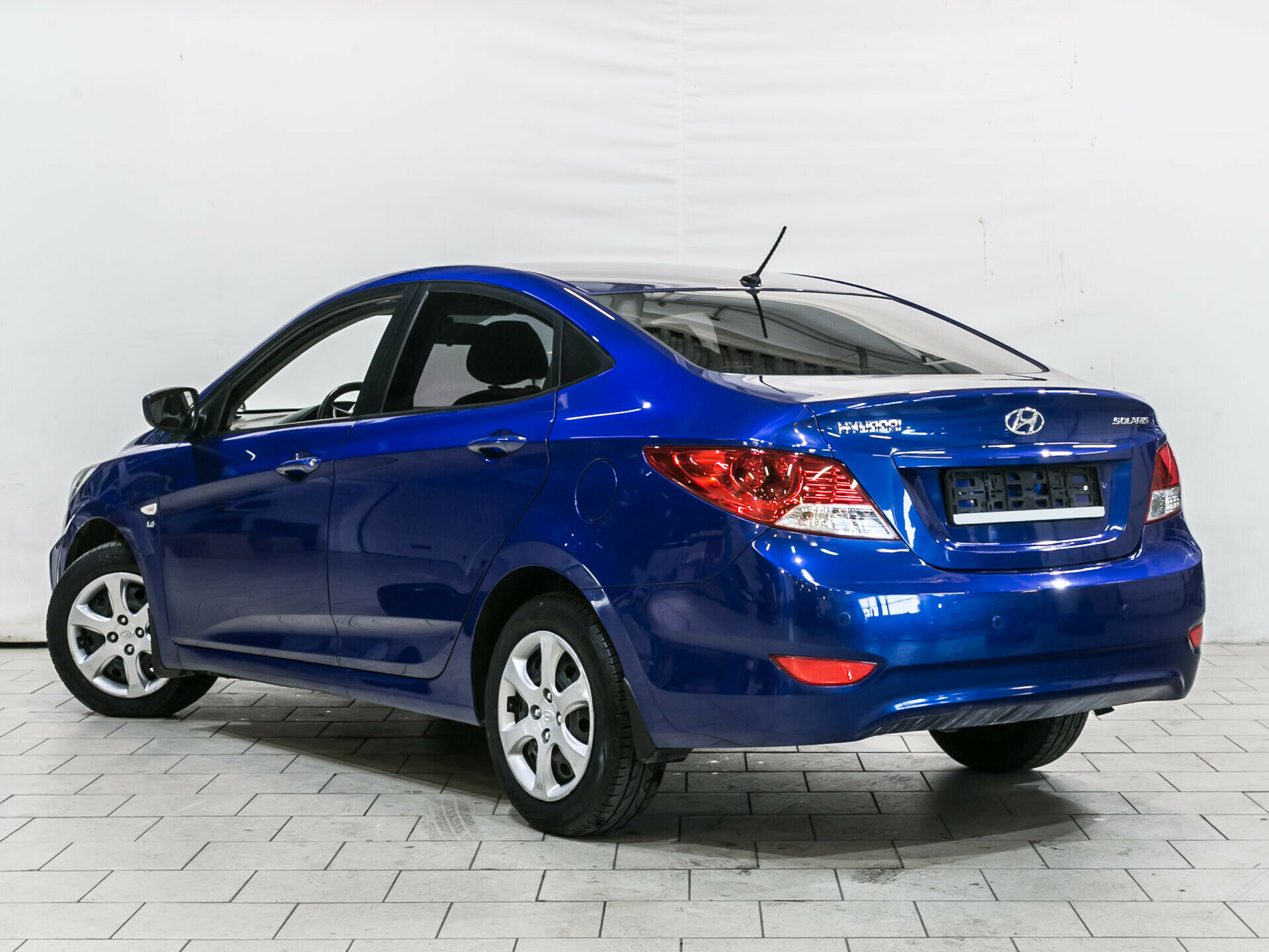 Hyundai Solaris, I 1.6 MT (123 л.с.)