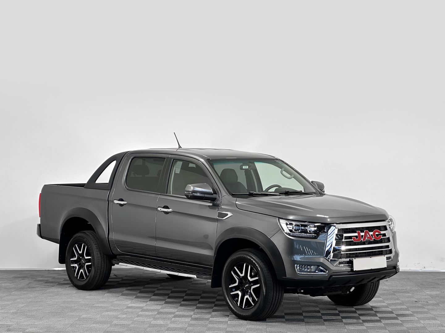 JAC T8 Pro 2.4 MT (211 л.с.) 4WD