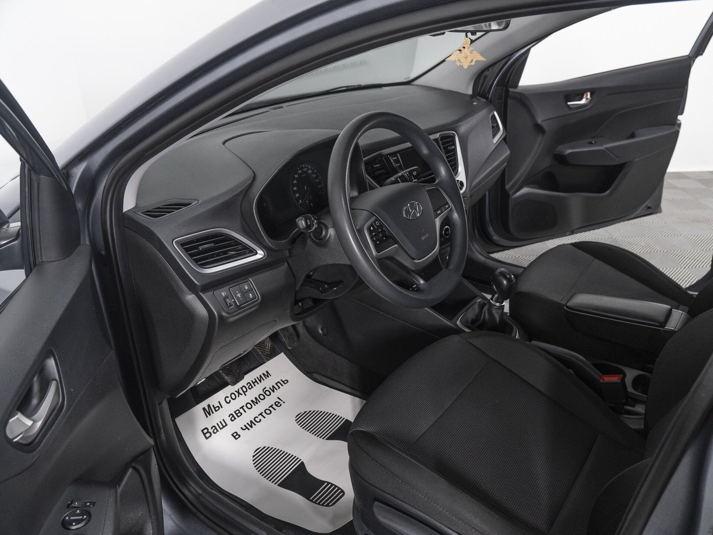 Hyundai Solaris, II 1.6 MT (123 л.с.)